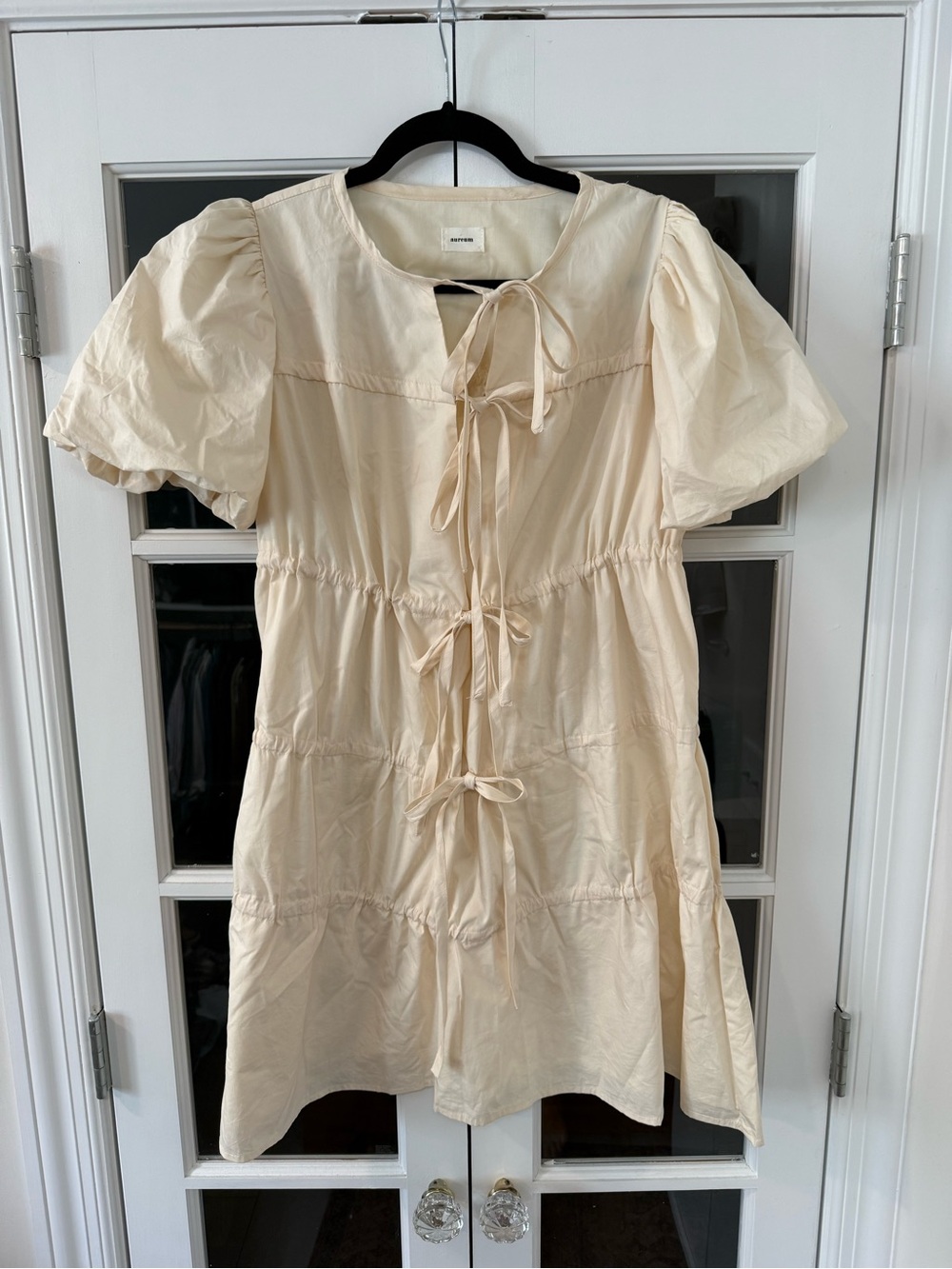 AUREUM Cream Tiered Tie-Front Puff Sleeve Midi Dress
